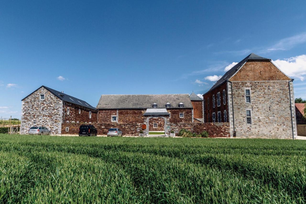 Domaine Sur Les Sarts Hotel Ohey Екстериор снимка