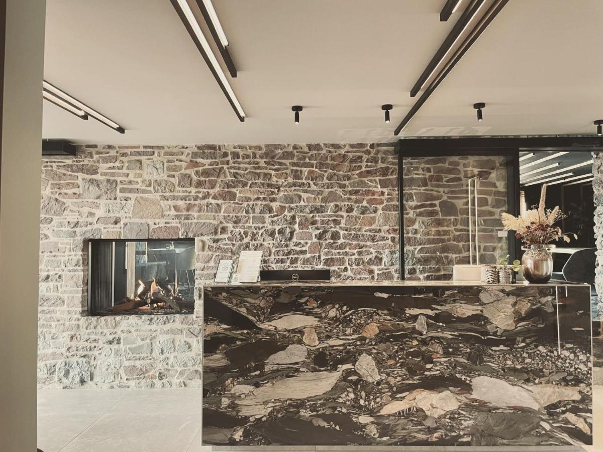 Domaine Sur Les Sarts Hotel Ohey Екстериор снимка
