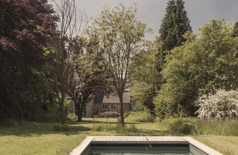 Domaine Sur Les Sarts Hotel Ohey Екстериор снимка