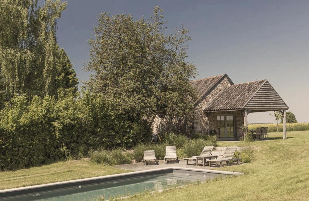 Domaine Sur Les Sarts Hotel Ohey Екстериор снимка